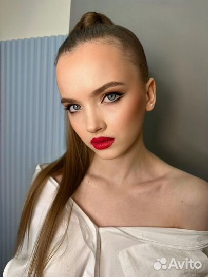 Свадебный стилист, визажист, мастер по прическам