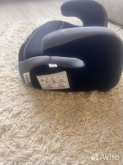 Детское кресло бустер