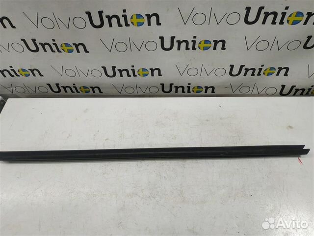 Уплотнитель стекла переднего правого внутренний