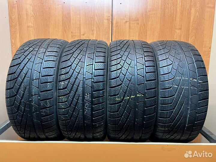 Pirelli Sottozero Winter 240 245/45 R17 95V