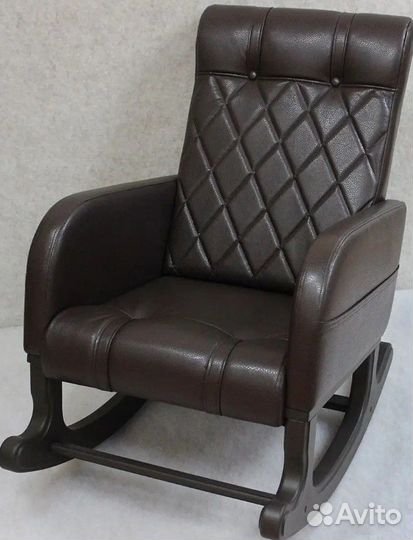 Продам кресло-качалку
