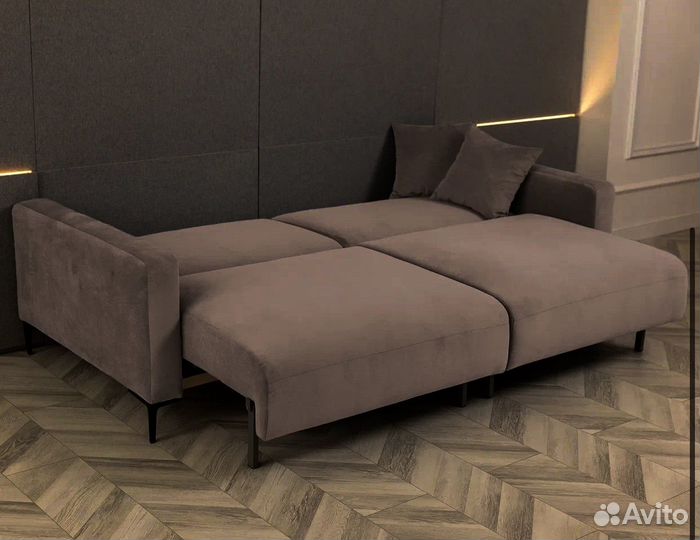 Диван прямой раскладной большой