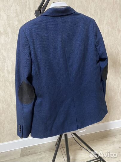 Школьный пиджак, брюки, рубашка