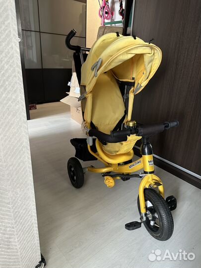 Детский трехколесный велосипед с ручкой Mini Trike