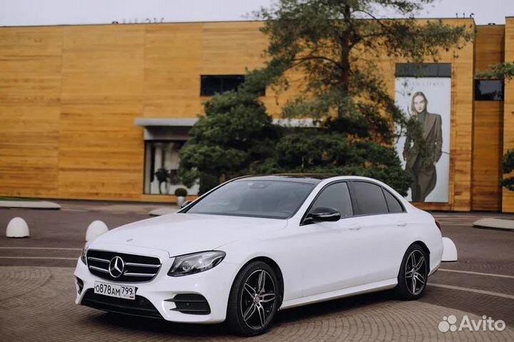 Аренда Мерседес Е W213 на свадьбу с водителем