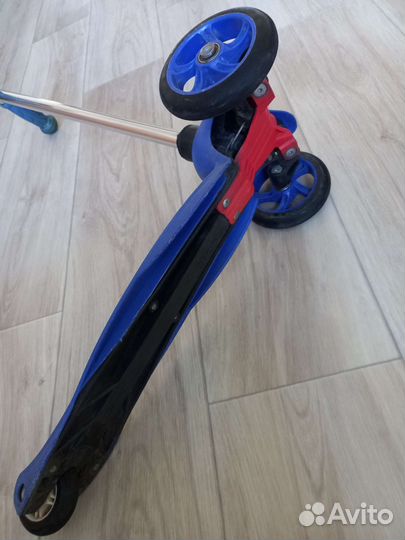 Самокат детский трехколесный