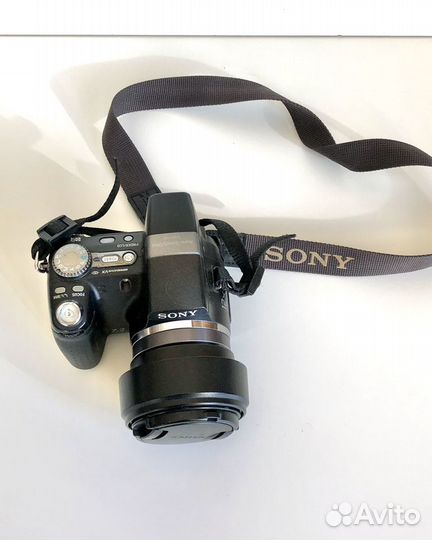Фотоаппарат Sony DSC-H5 на детали