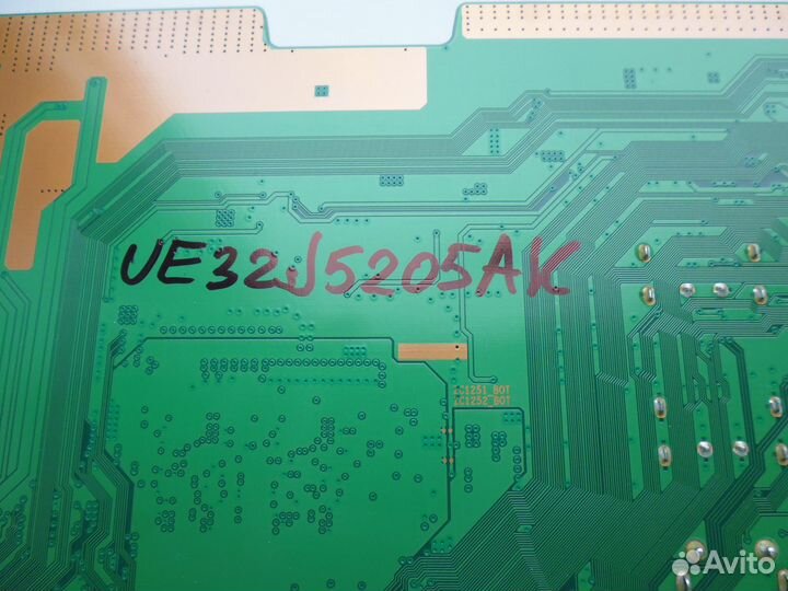 Майн BN41-02360B от Samsung UE32J5205AK