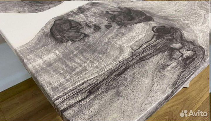 Компьютерный стол 'Lassitude Difficulty'