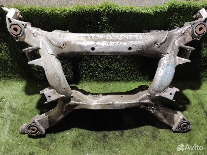 Балка подвески задняя Nissan Stagea VQ25DET