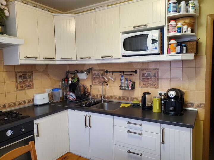 4-к. квартира, 78,4 м², 1/3 эт.