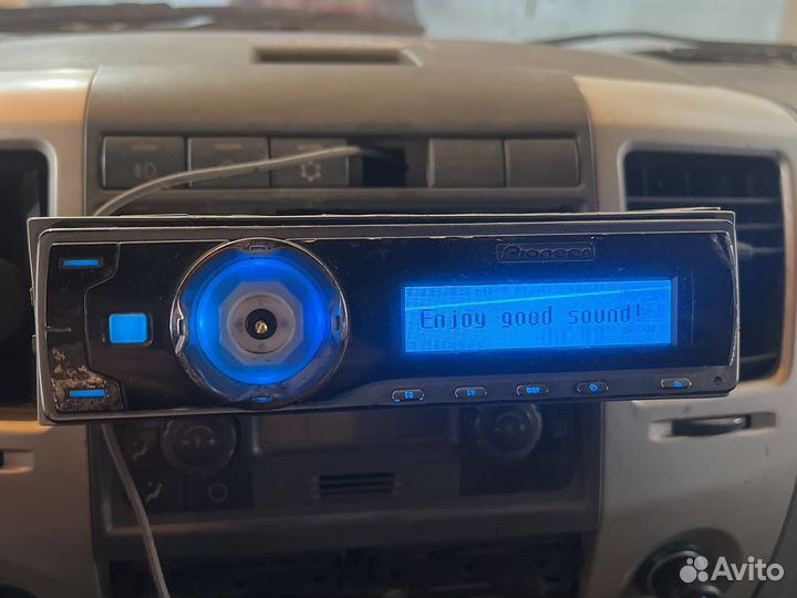 Магнитола pioneer