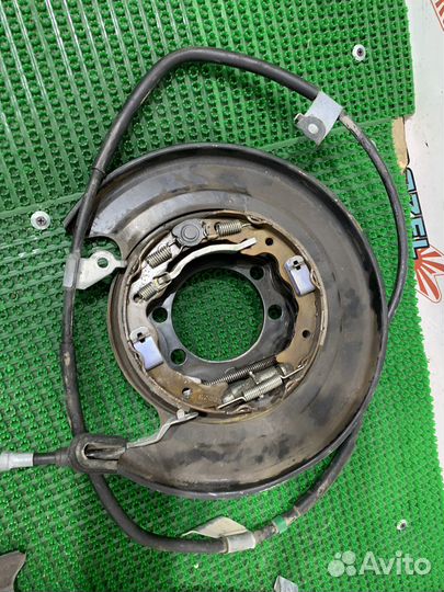 Задние тормозные щитки Subaru forester SJ