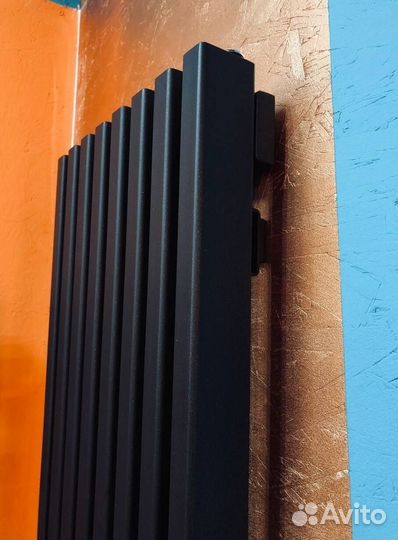 Вертикальный радиатор Черный радиатор отопления