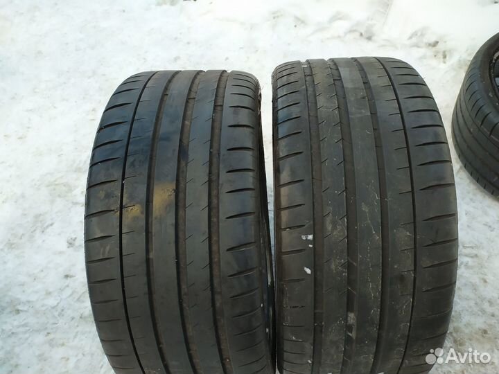 Michelin Pilot Sport 4 S 235/35 R20 V