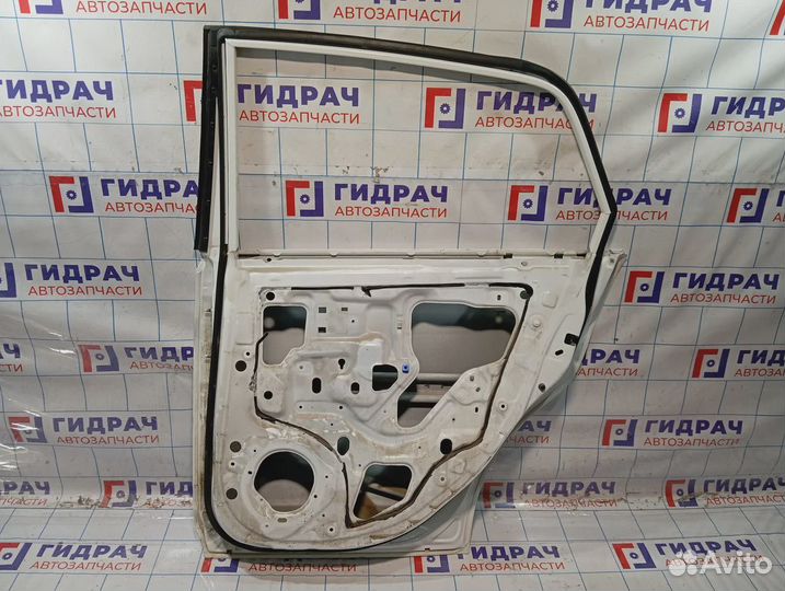 Дверь задняя правая Nissan Tiida (C11) 82100-EL430