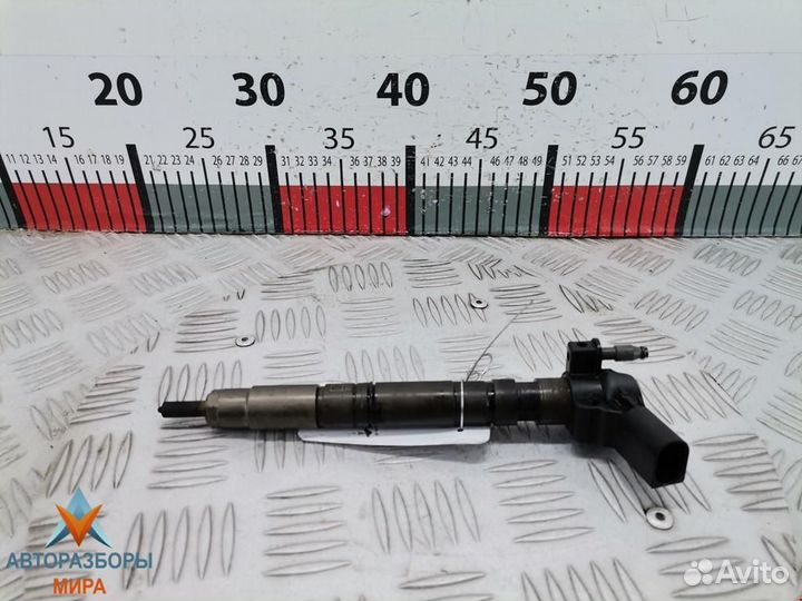 Форсунка Volkswagen Passat B6 2008 03L130277