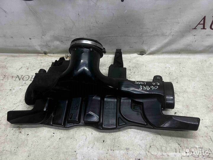 Патрубок впускного коллектора Land Rover Range