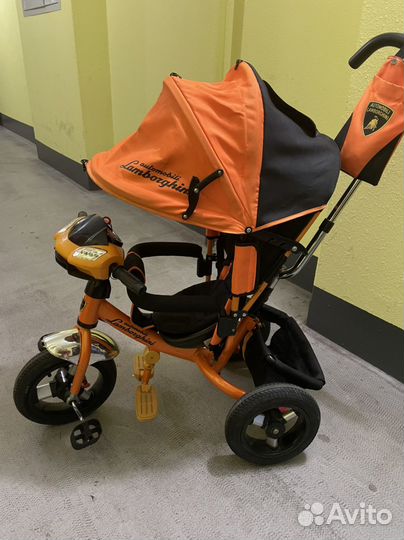 Трехколесный велосипед