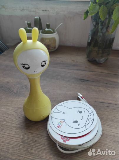 Умный зайка alilo