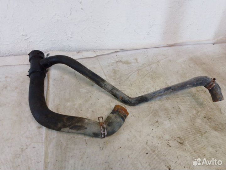 Патрубок радиатора Volkswagen Passat B5