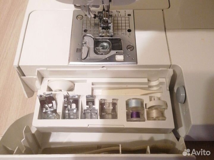 Швейная машинка juki hzl-f300