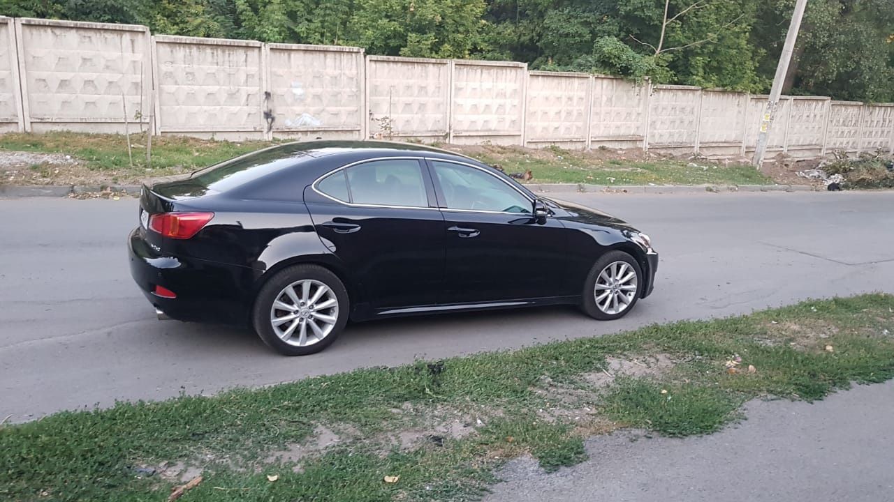 Lexus IS: фото владельца