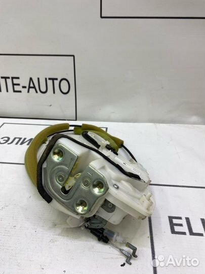 Замок двери задний левый Mazda 6 GJ 2014