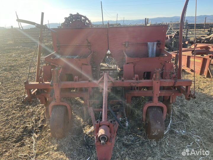 Картофелесажалка Лидсельмаш КСМ-4, 1990