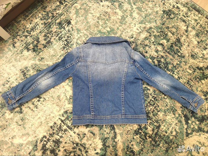 Джинсовая куртка