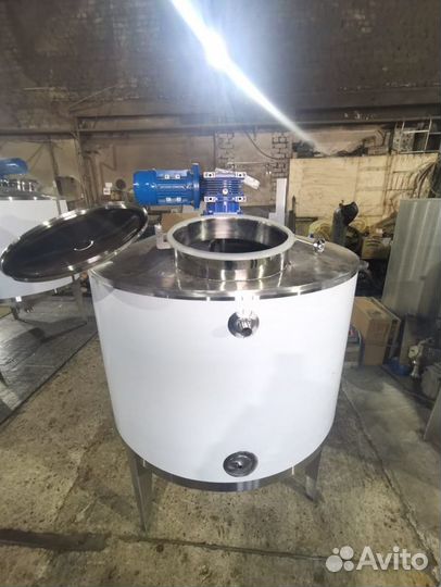 Ёмкость 1,5 м3 двустенная без теплоизоляции, новая