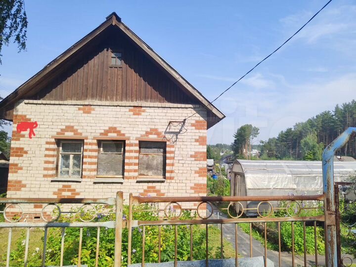 Дом 41,6 м² на участке 12,7 сот.