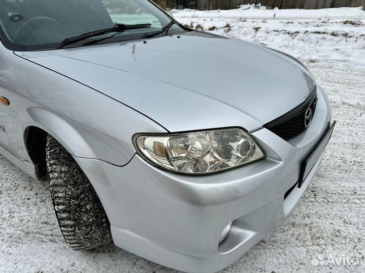 Mazda Familia S-Wagon 2.0 AT, 2002, 225 000 км