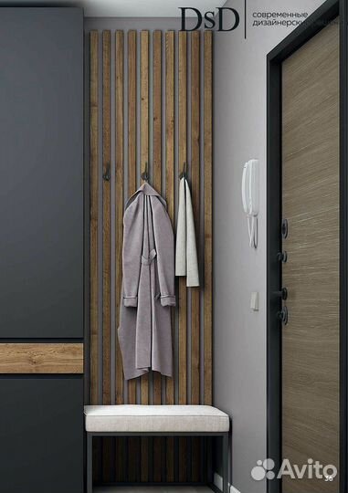 Вместительный шкаф с тремя дверцами