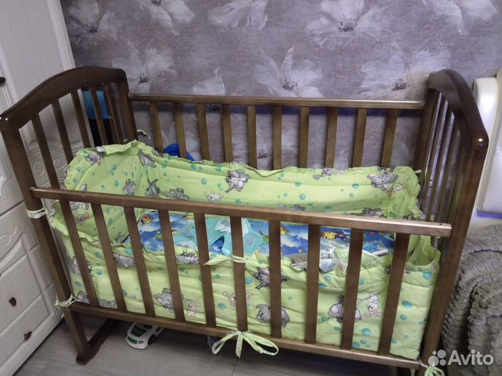 Детская кроватка с балдахином,электромобиль