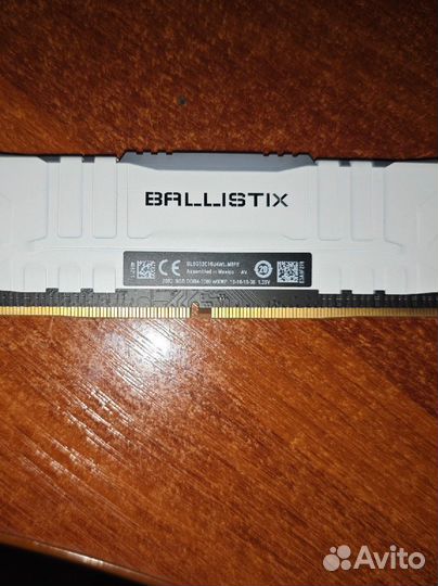 Оперативная память ddr4 8gb crucial 3200 MHz