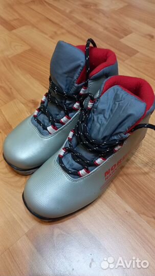 Ботинки лыжные 33рр