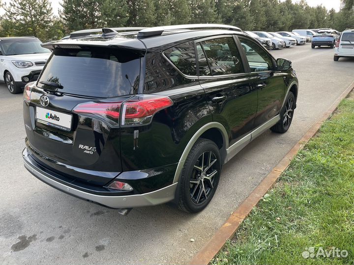 Toyota RAV4 2.5 AT, 2017, 125 000 км