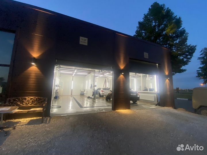 Автомойщики