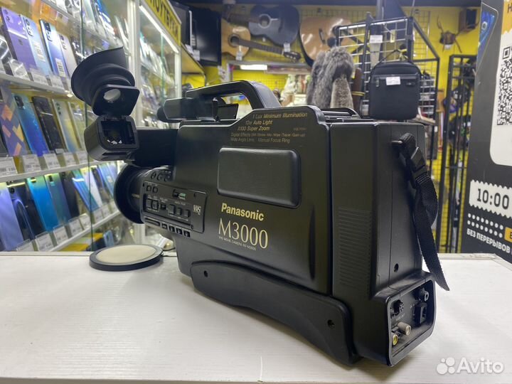 К.5112 Видеокамера Panasonic M3000