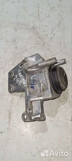 Опора двигателя левая Nissan Qashqai J11