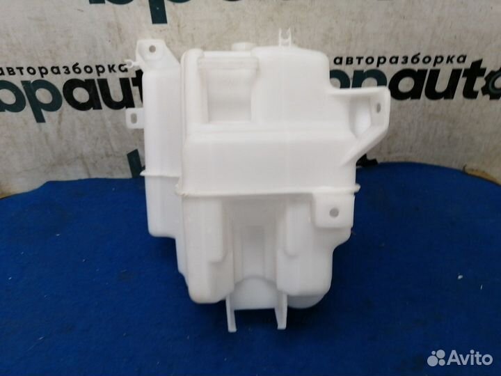 Бачок омывателя 85315-48150 Toyota Highlander