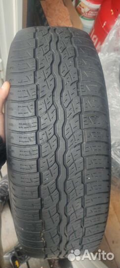 Bridgestone Dueler H/T 687 225/65 R17