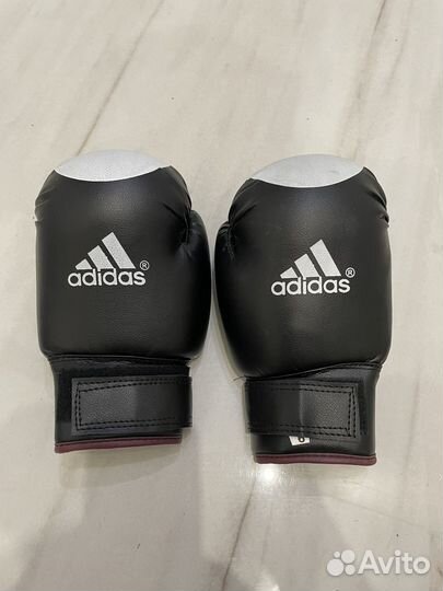 Боксерские перчатки 12 oz