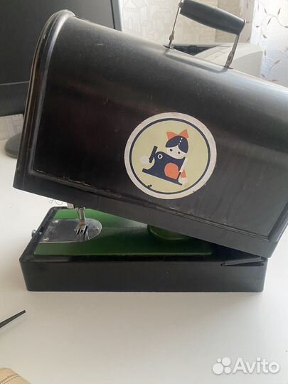 Детская швейная машинка СССР