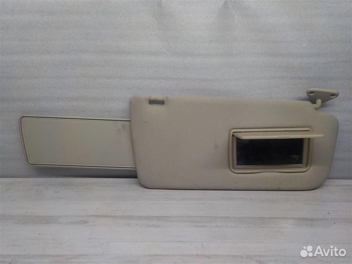 Козырек солнцезащитный (внутри) Mitsubishi Pajero