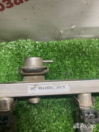 Топливная рейка с форсунками Geely Mk седан 1.5