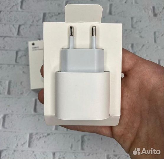 Адаптер Apple USB-C 20W Быстрая зарядка iPhone