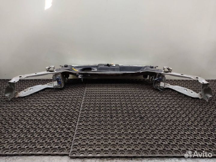 Передняя панель (телевизор) Volvo S40 2 рест. 2008