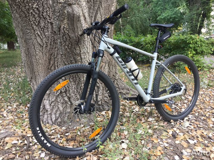 Велосипед Giant 29 колесо рама L